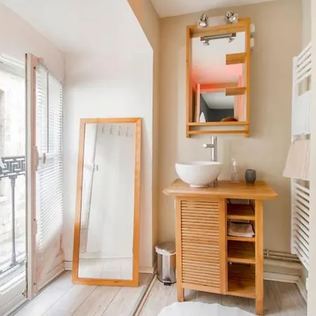 Apartment En Place De La Bourse Bordeaux